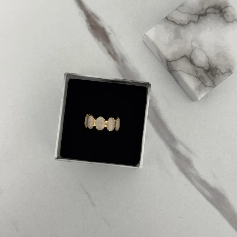 Sku0367 Retro White Gold Women Casual Minimalist Ring Stainless steel + gift box
